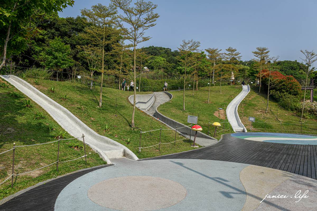 桃園親子景點 親子景點 親子公園 大有梯田生態公園 生態梯田 極限體能王 磨石子溜滑梯 潔妮食旅生活 大有梯田生態公園停車