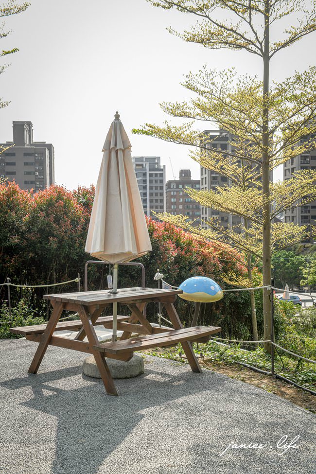 桃園親子景點|大有梯田生態公園|懷舊水梯田|極限體能王之森林挑戰 - 第11張圖 桃園親子景點 親子景點 親子公園 大有梯田生態公園 生態梯田 極限體能王 磨石子溜滑梯 潔妮食旅生活 大有梯田生態公園停車