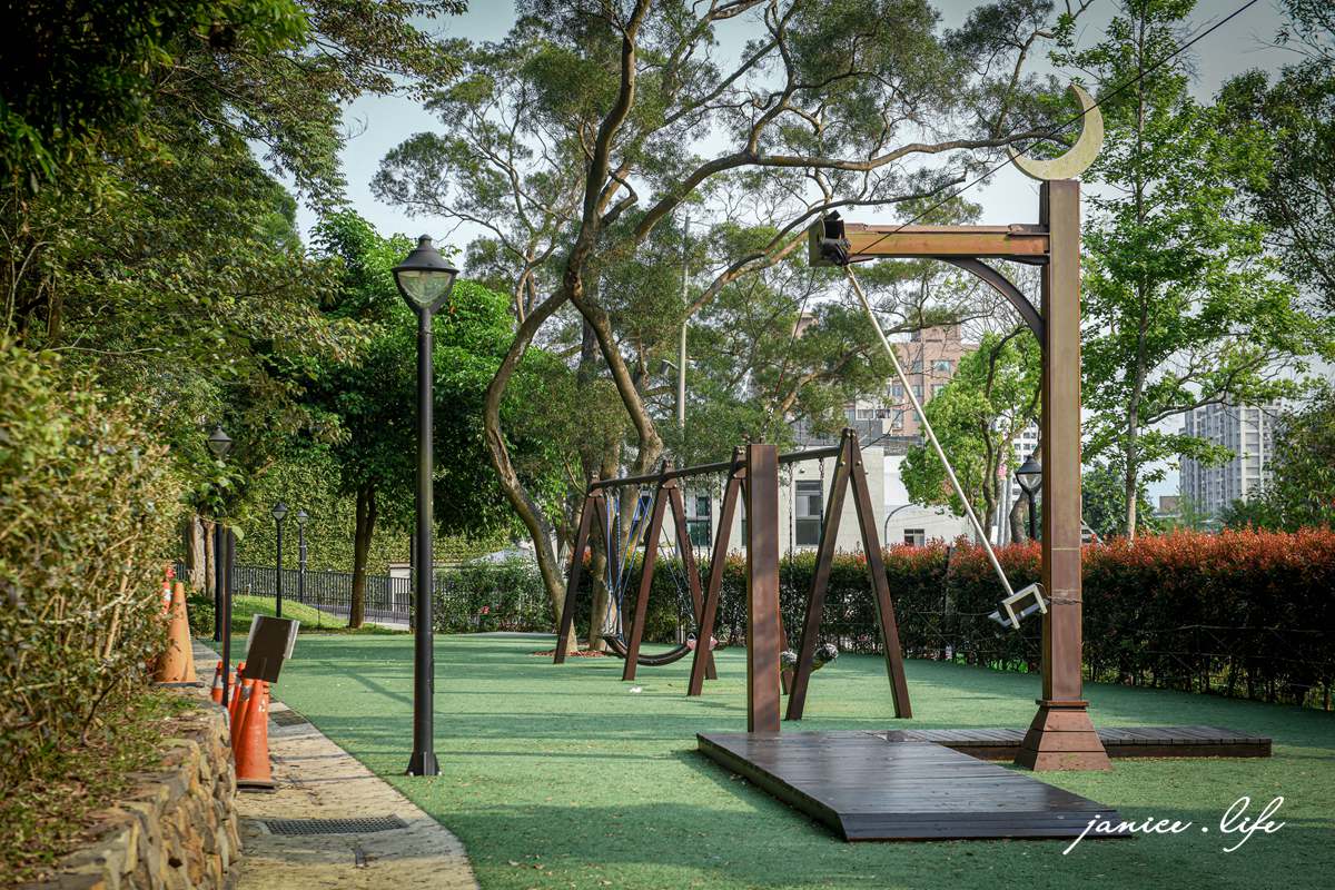 桃園親子景點 親子景點 親子公園 大有梯田生態公園 生態梯田 極限體能王 磨石子溜滑梯 潔妮食旅生活 大有梯田生態公園停車
