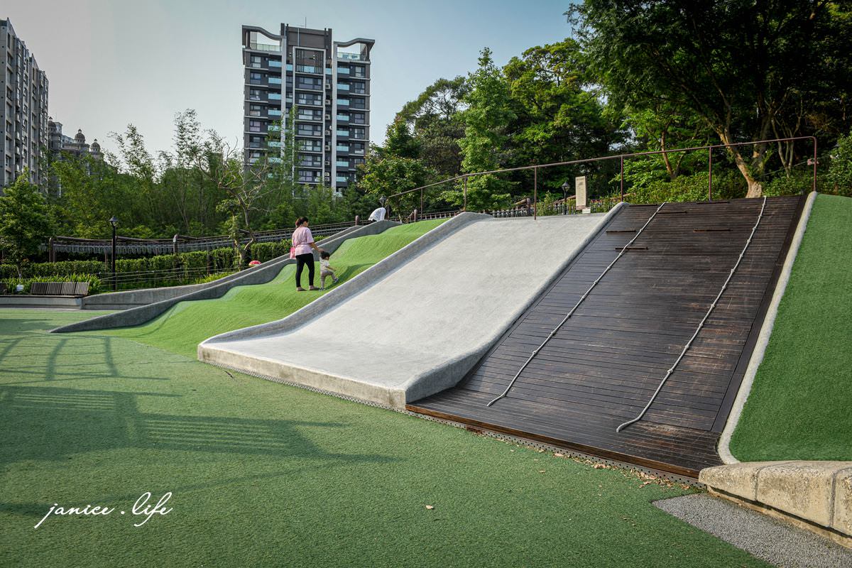 桃園親子景點 親子景點 親子公園 大有梯田生態公園 生態梯田 極限體能王 磨石子溜滑梯 潔妮食旅生活 大有梯田生態公園停車