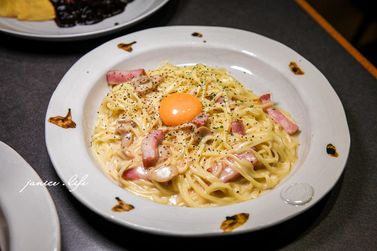 日本四國自由行 日本四國旅行 Itazura Tamago 香川美食 香川餐廳推薦 蛋包飯 日本四國餐廳推薦 潔妮食旅生活 Itazura Tamago停車