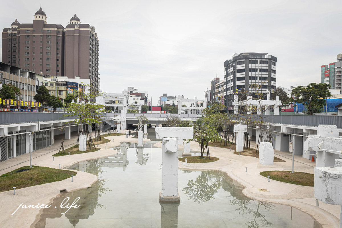 河樂廣場The Spring 河樂廣場介紹 台南景點 台南旅遊 台南中西區 潔妮食旅生活 台南親子景點 台南玩水 台南親子景點 玩水景點