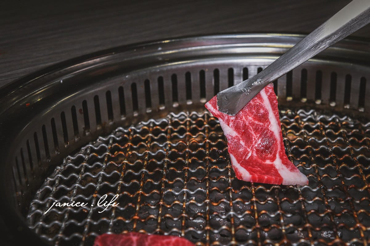 桃園美食 川三上選燒肉 桃園店 質感系燒肉 川三上選燒肉菜單 川三上選燒肉停車 潔妮食旅生活 川三上選燒肉包廂 川三燒肉訂位 川三燒肉2024