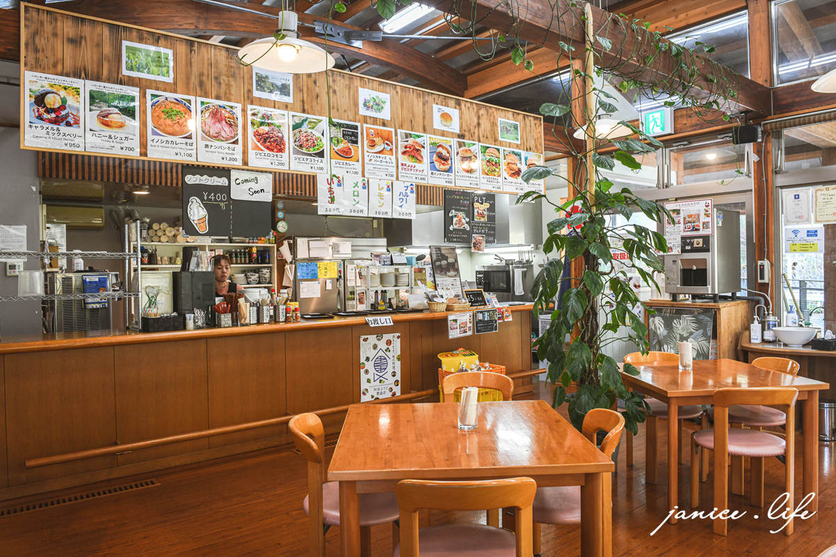 Cafe＆ジビエ Cafe & Jibie 祖谷地區 野味漢堡 日本自由行 四國自由行 四國自駕 四國德島美食 徳島県三好市山城町西宇1553-1 大歩危美食 大歩危餐廳 潔妮食旅生活 Cafe & Jibie菜單