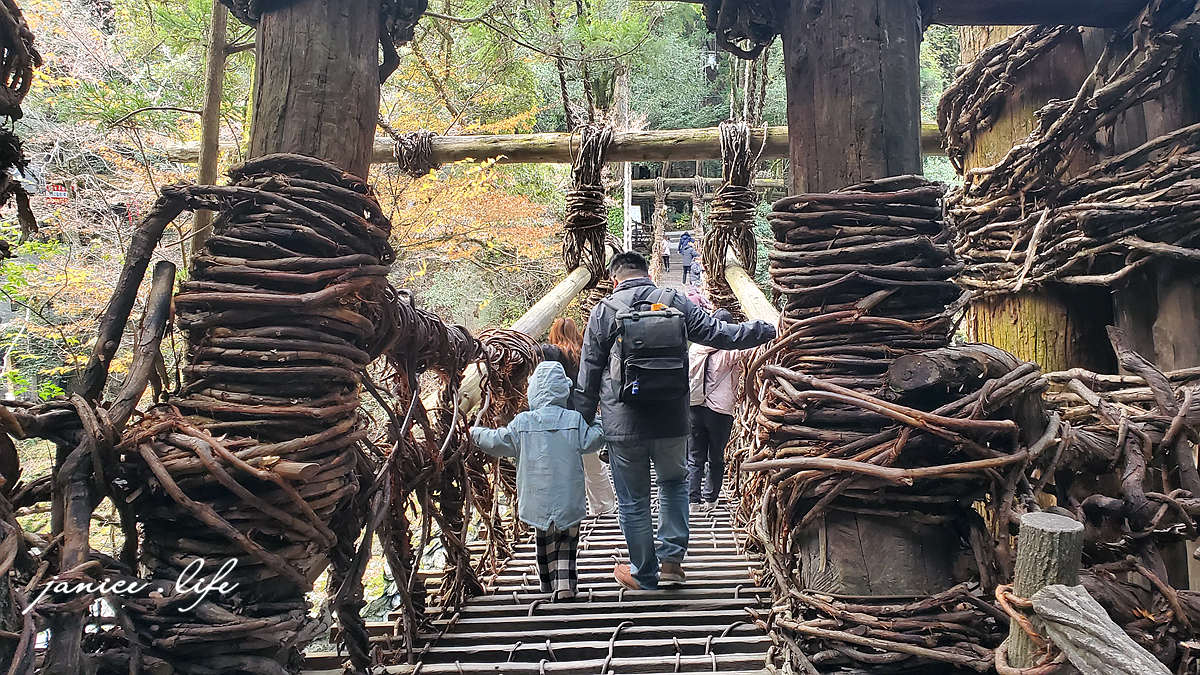 四國德島景點 四國自由行 日本自由行 四國自駕 祖谷藤蔓橋 祖谷藤橋 日本三大奇橋 德島景點 潔妮食旅生活 藤蔓橋夢舞台かずら橋夢舞台