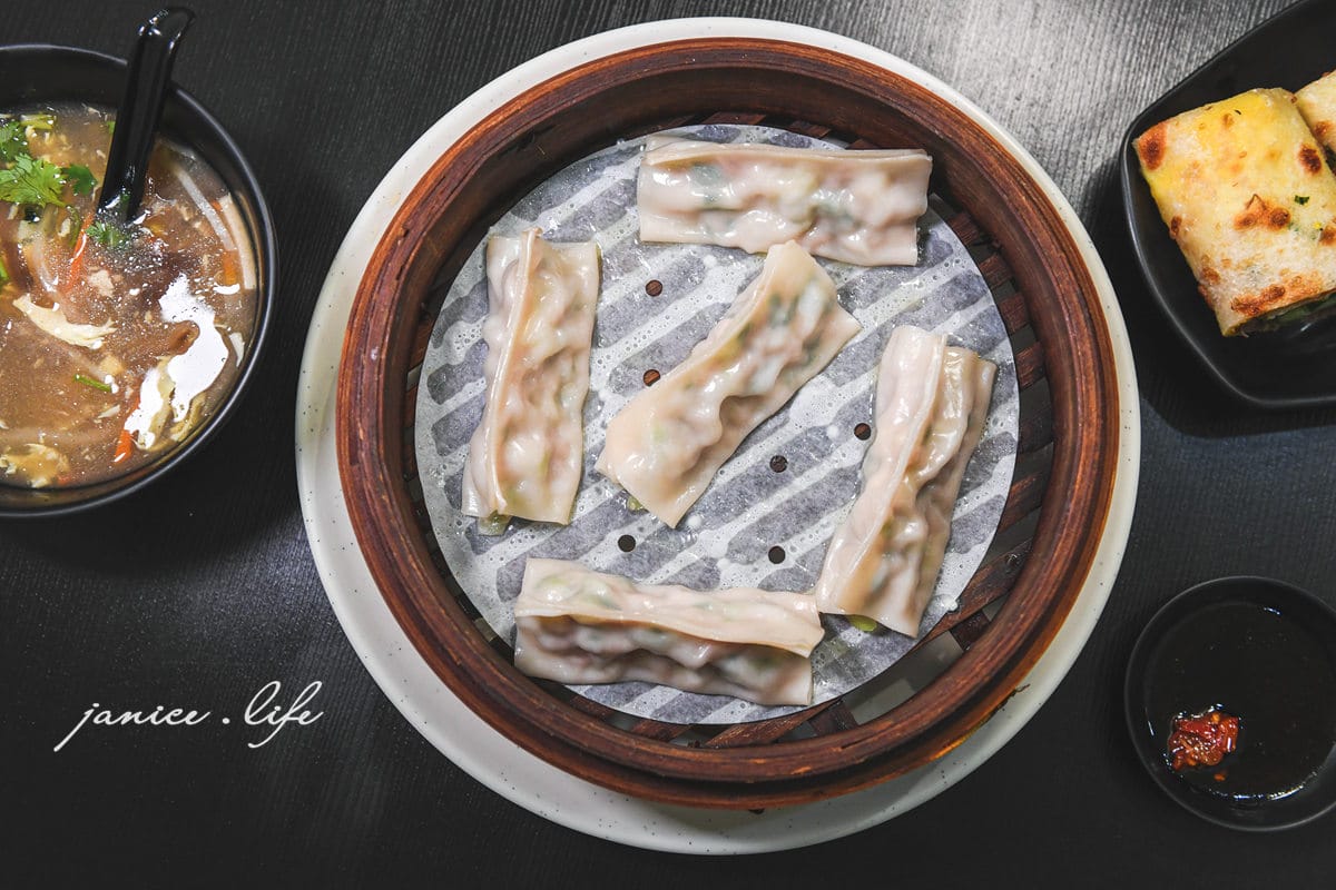 蘆竹美食 南崁美食 食功夫蒸餃鍋貼 韭黃煎餃 酸辣湯 食功夫蒸餃鍋貼菜單 潔妮食旅生活 
