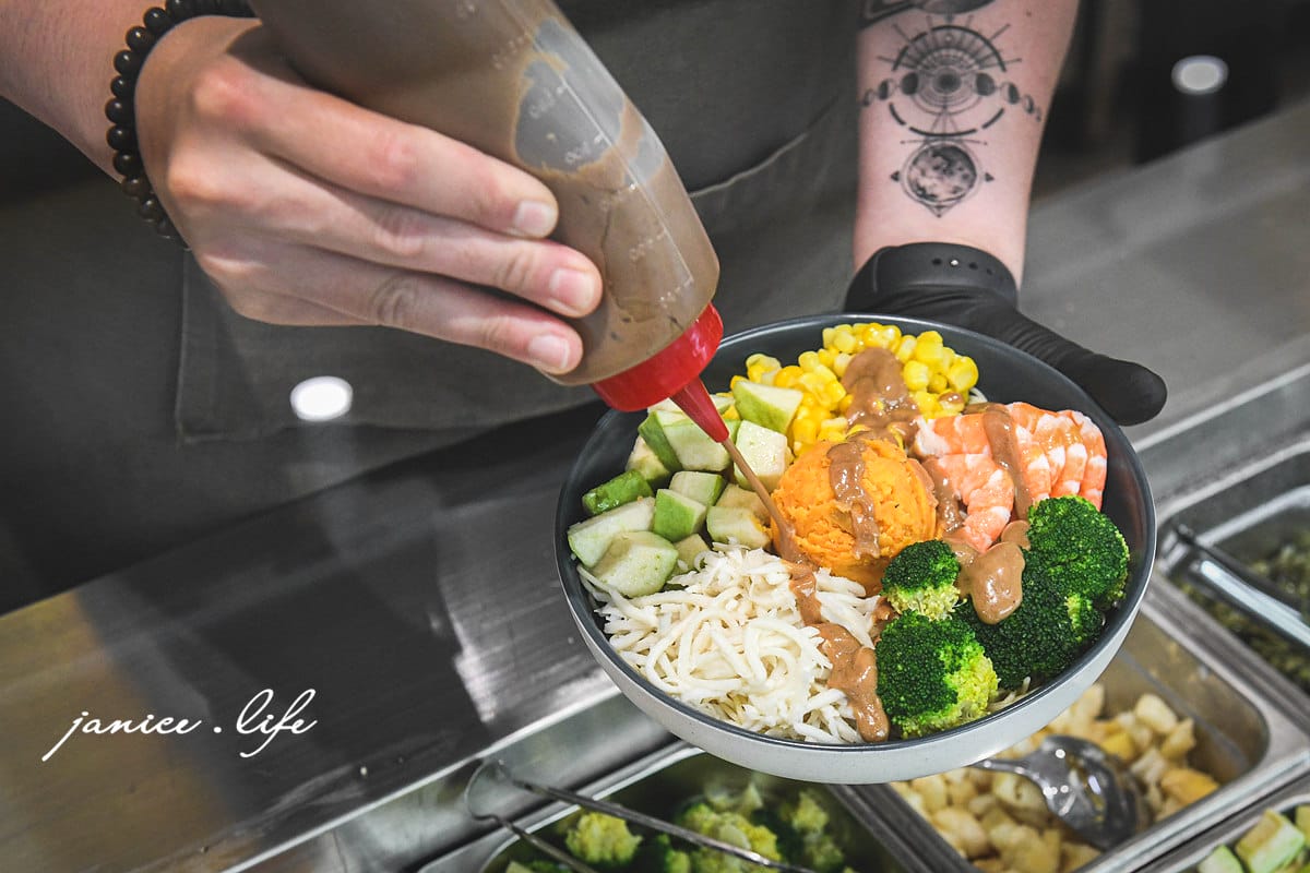 新竹美食 竹北美食 彩碗ColorBowl Poke 夏威夷拌飯 彩碗poke poke夏威夷拌飯 潔妮食旅生活 彩碗菜單 