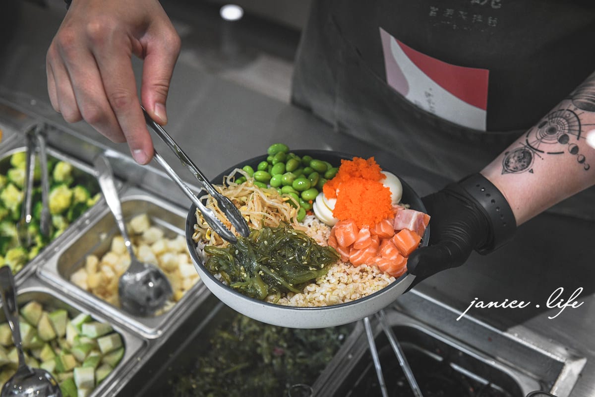 新竹美食 竹北美食 彩碗ColorBowl Poke 夏威夷拌飯 彩碗poke poke夏威夷拌飯 潔妮食旅生活 彩碗菜單 