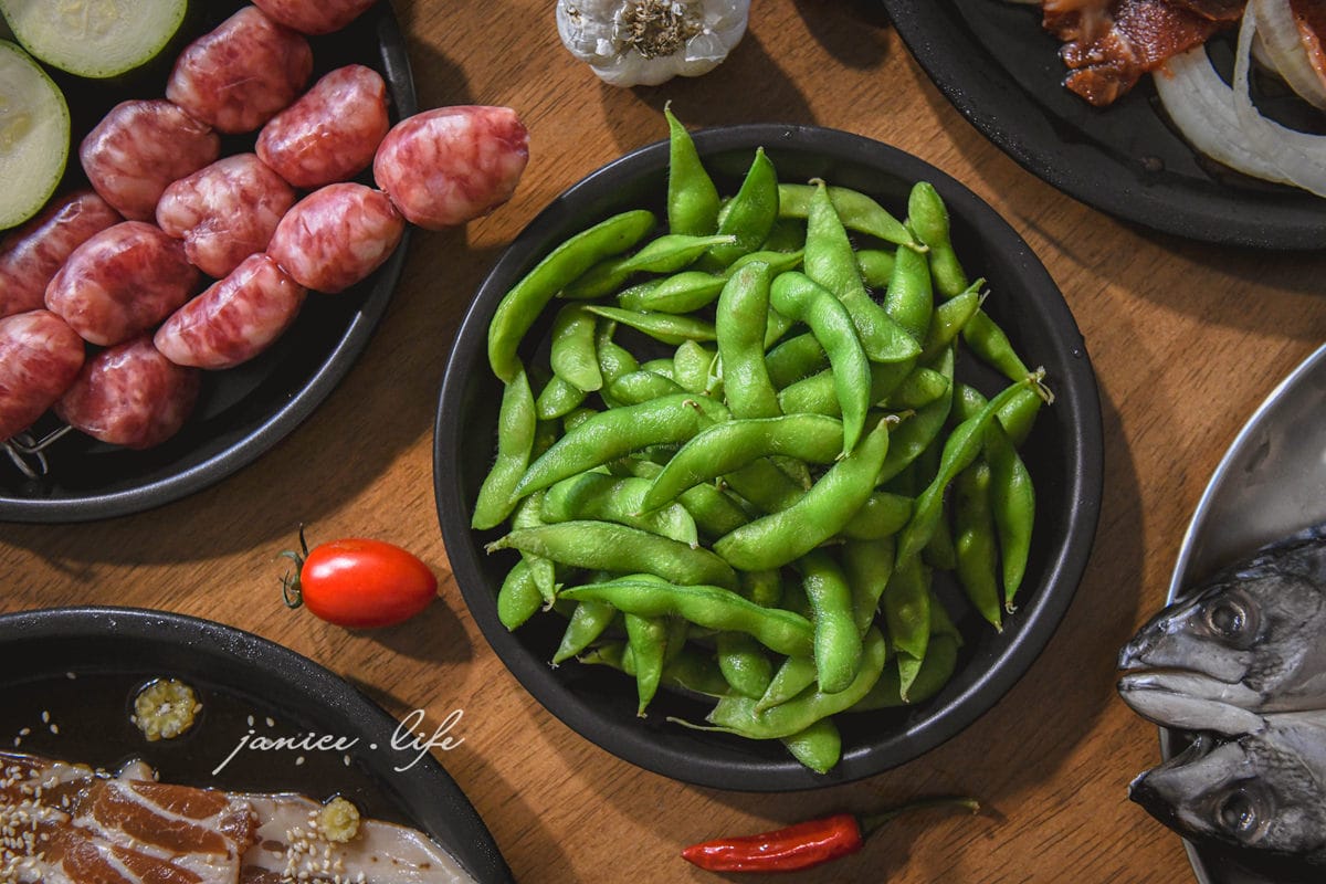 台畜 中秋烤肉組 宅配烤肉組 2024中秋烤肉組 寒舍探索廚房 潔妮食旅生活 中秋烤肉推薦 在家烤肉 韓式烤盤 烤肉組合推薦 露營烤肉 烤肉組合宅配 BBQ 毛豆