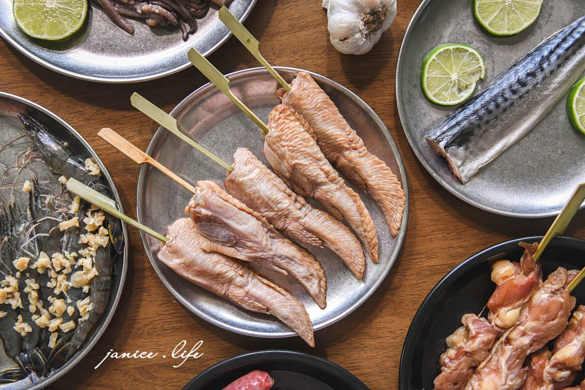 2024中秋烤肉 烤肉組合推薦 就是愛海鮮 露營烤肉 露營食材 潔妮食旅生活 烤肉宅配 彰化水產 