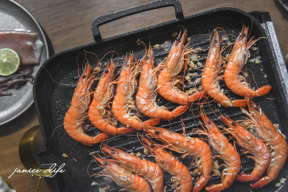 中秋烤肉推薦|就是愛海鮮|精打細算超值組|露營烤肉野炊食材一次搞定 - 第11張圖 2024中秋烤肉 烤肉組合推薦 就是愛海鮮 露營烤肉 露營食材 潔妮食旅生活 烤肉宅配 彰化水產
