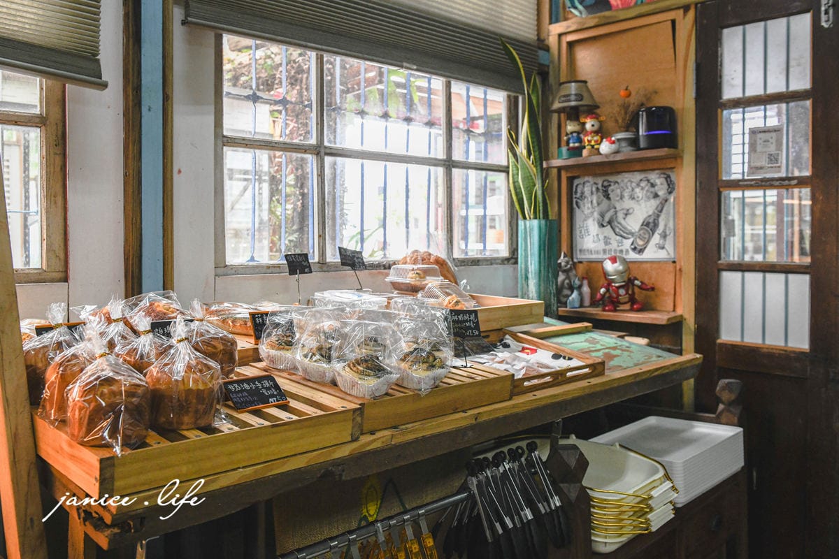 龍潭美食 農場麵包FarmBread 農場麵包菜單 桃園麵包 手工麵包 生吐司 桃園蛋糕 潔妮食旅生活 龍潭旅遊 