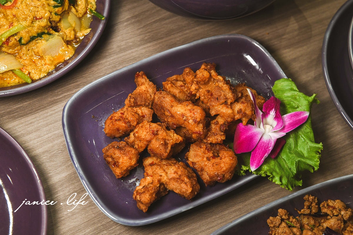 NARA Thai Cuisine 桃園華泰店 桃園華泰名品城餐廳美食推薦 米其林推薦泰國餐廳 桃園美食 NARA Thai Cuisine菜單 潔妮食旅生活 NARA Thai Cuisine菜單
