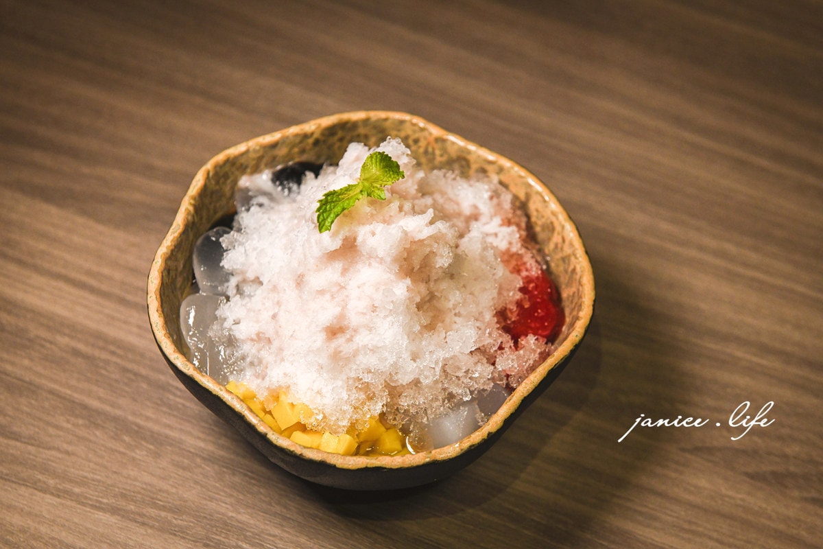 NARA Thai Cuisine 桃園華泰店 桃園華泰名品城餐廳美食推薦 米其林推薦泰國餐廳 桃園美食 NARA Thai Cuisine菜單 潔妮食旅生活 NARA Thai Cuisine菜單