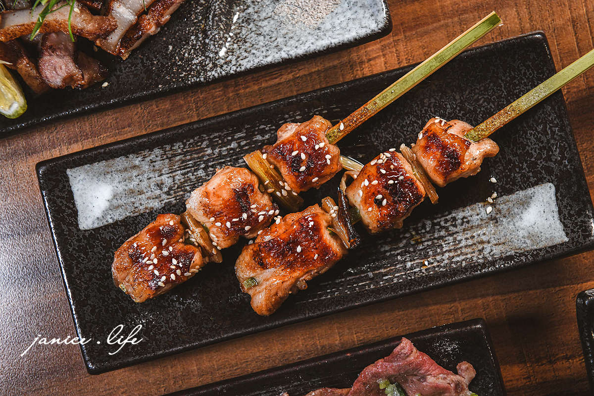 板橋宵夜 板橋居酒屋 串岐日式居酒屋 炭火串燒 江子翠消夜 江子翠居酒屋 串岐日式居酒屋菜單 居酒屋料理 潔妮食旅生活 江子翠捷運站美食 新北喝酒