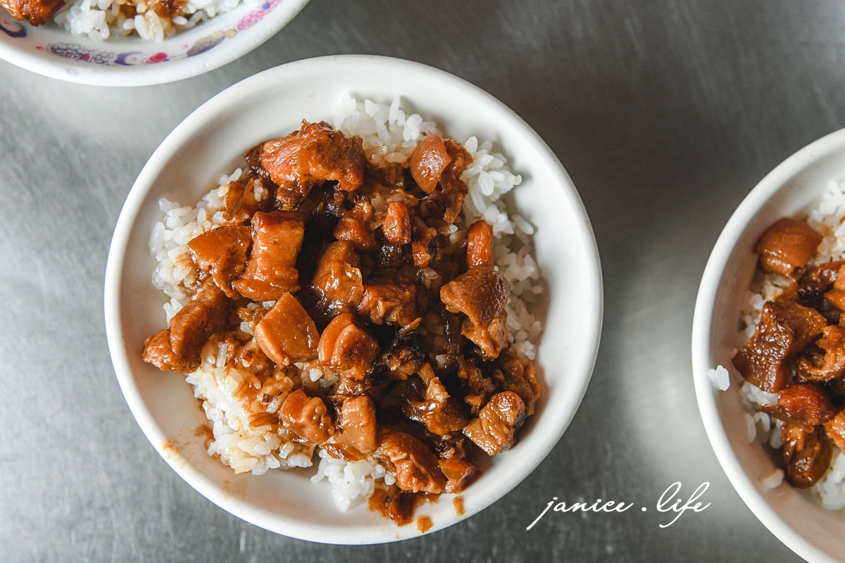 福泰飯桌 台南美食 台南肉燥飯 赤崁樓美食 福泰飯桌營業時間 福泰飯桌菜單 台南飯桌 潔妮食旅生活 台南旅遊 台南老店 