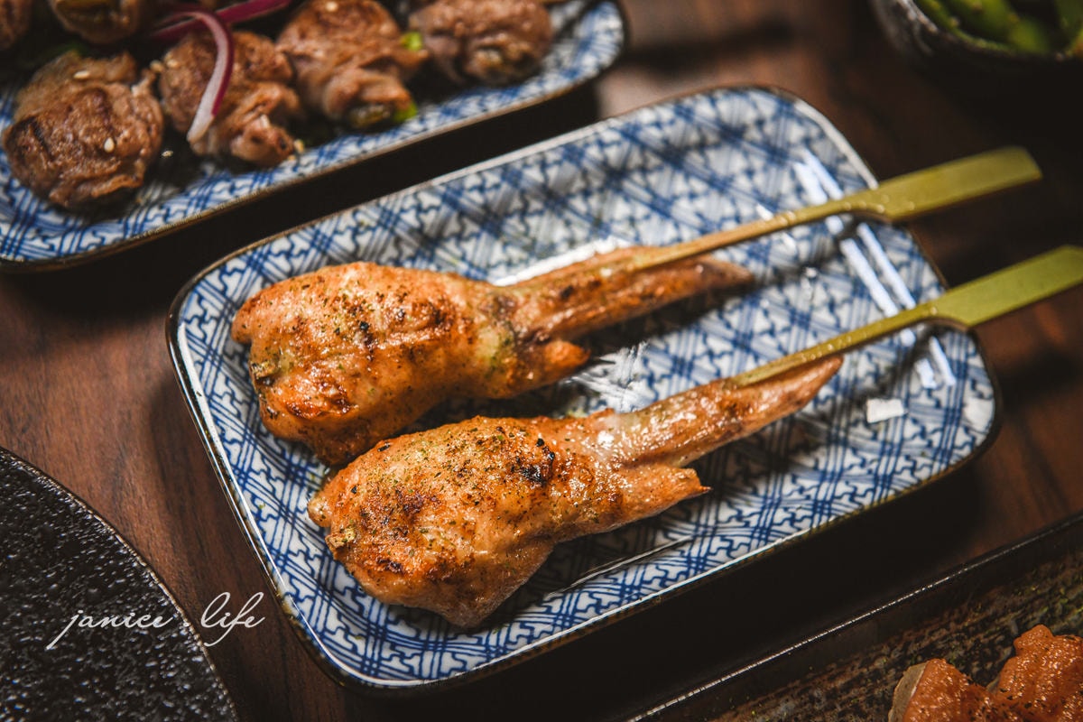 老藏野炭火居酒屋 居酒屋 新北居酒屋 板橋居酒屋 江子翠居酒屋 板橋江子翠美食 串燒 燒烤 居酒屋料理 老藏野炭火居酒屋菜單 老藏野炭火居酒屋餐點 潔妮食旅生活