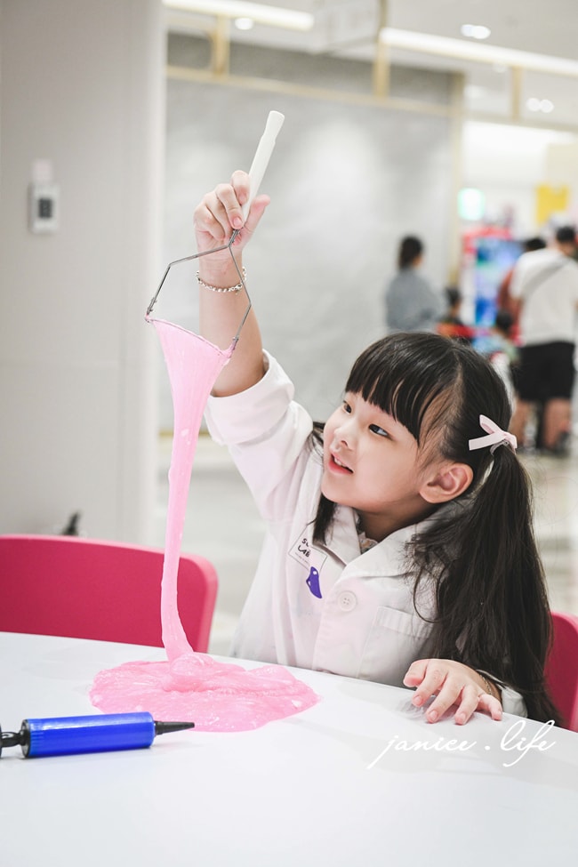 UNIQUE史萊姆實驗室 史萊姆 萬聖節 竹北遠百 親子手作課程 潔妮食旅生活 