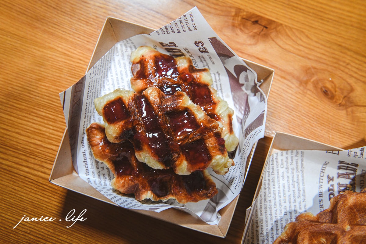 台中住宿飯店推薦 台中飯店推薦 台中親子飯店 台中鳳凰酒店 台中鳳凰酒店停車 台中鳳凰酒店早午餐 鳳凰食號 卡樂客房 台中鳳凰酒店地址 潔妮食旅生活 台中旅遊 台中行程 