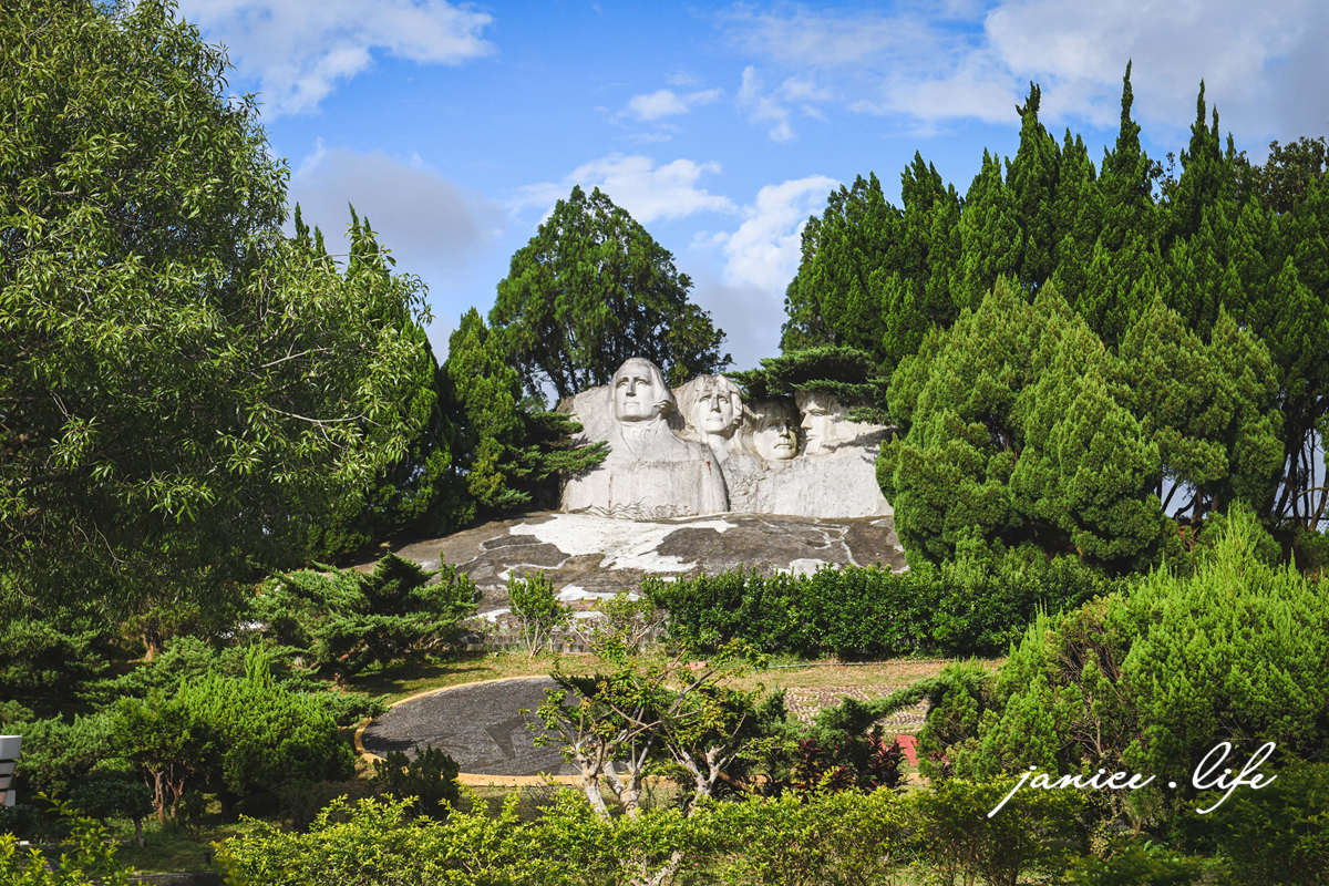 桃園親子景點 小人國主題樂園 2024小人國主題樂園攻略 龍潭旅遊 龍潭景點 桃園景點 小人國門票 小人國營業時間 小人國優惠 小人國遊樂設施 小人國停車 小人國交通 小人國用餐