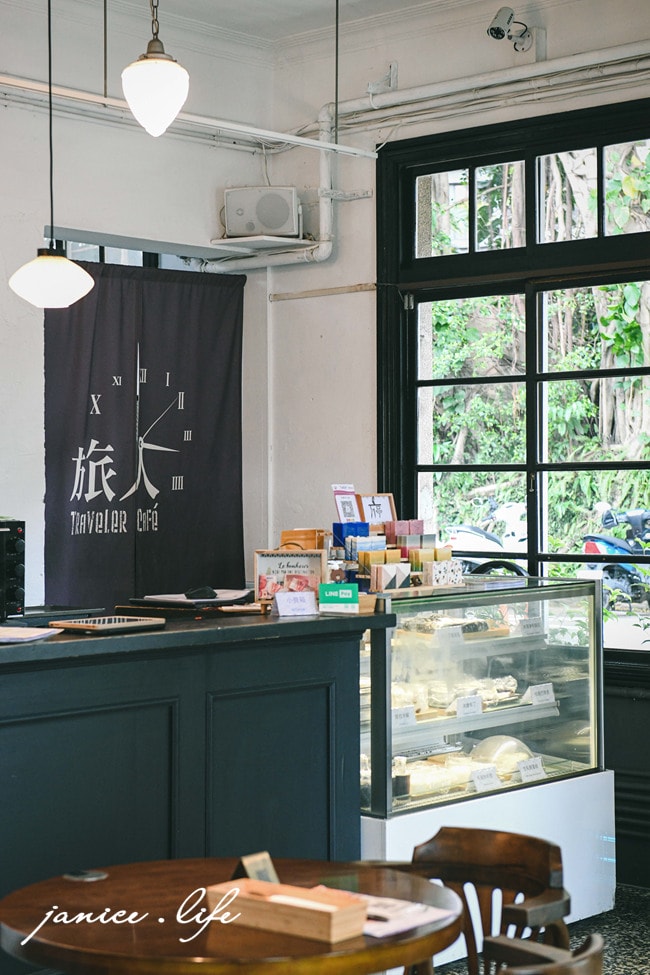 旅人咖啡館八德店 八德美食 八德早午餐 八德咖啡館咖啡廳 旅人咖啡館八德店菜單 旅人咖啡館八德店停車 八塊畫室 潔妮食旅生活 桃園市八德區長興路46號