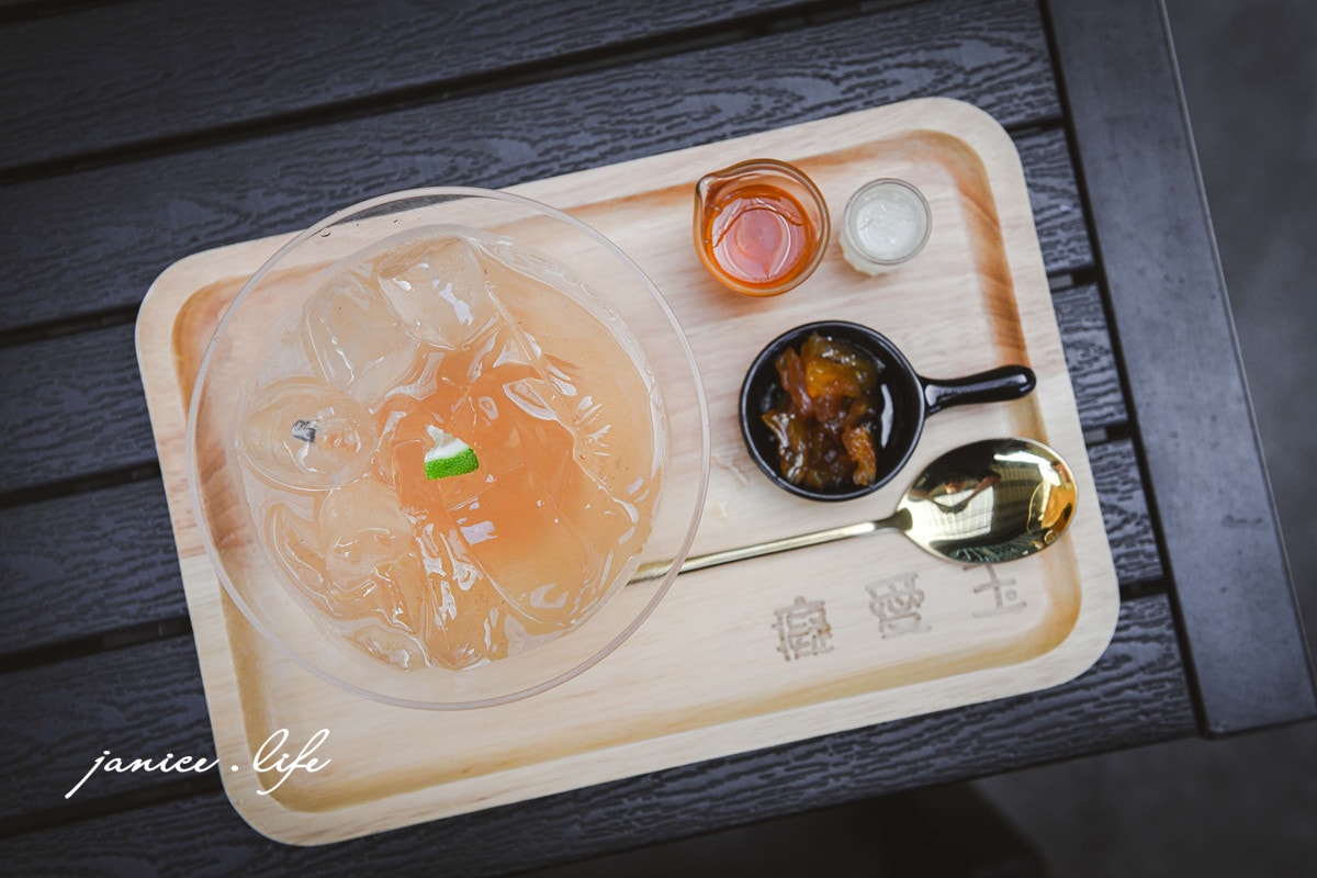 關山美食 台東美食 痴愛玉 關山旅遊 愛玉 痴愛玉地址 痴愛玉菜單 潔妮食旅生活 台東縣關山鎮中山路105號