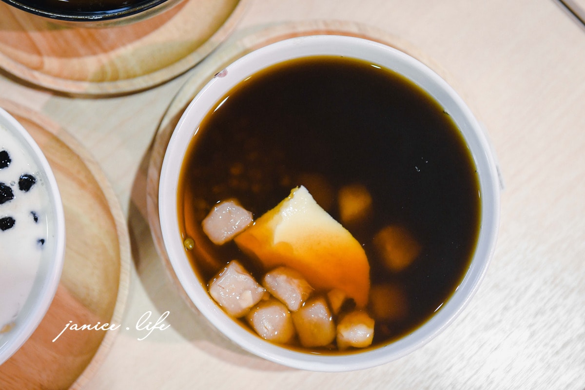 桃園美食 桃園豆花 龍潭豆花 龍潭美食 潔妮食旅生活 澎湃豆花菜單 澎湃豆花位置 澎湃豆花停車