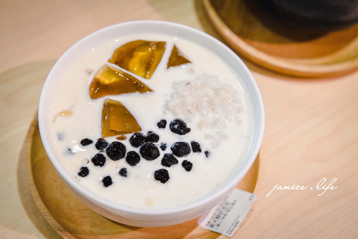 桃園美食 桃園豆花 龍潭豆花 龍潭美食 潔妮食旅生活 澎湃豆花菜單 澎湃豆花位置 澎湃豆花停車