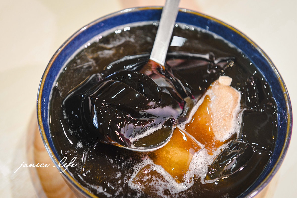 桃園美食 桃園豆花 龍潭豆花 龍潭美食 潔妮食旅生活 澎湃豆花菜單 澎湃豆花位置 澎湃豆花停車
