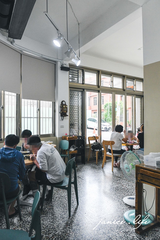 新竹關西美食 日禾六一四 客家料理 梅干豬肉飯 蒜香肉醬飯 餛飩 日禾六一四菜單 新竹關西早午餐 潔妮食旅生活 