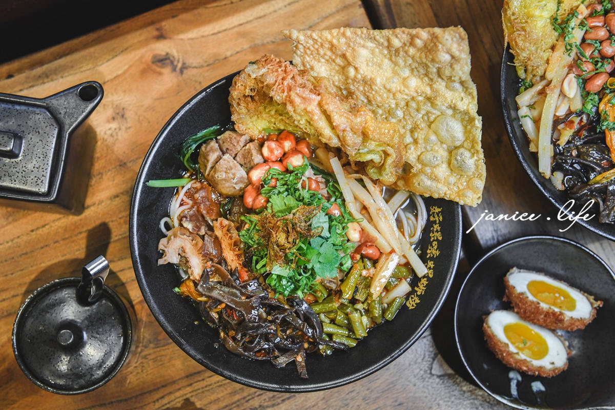 桃園藝文特區美食 好螺嗦Haoluosuo螺螄粉專門 桃園螺螄粉 螺螄粉推薦 好螺嗦螺螄粉菜單 好螺嗦螺螄粉線上點餐 潔妮食旅生活