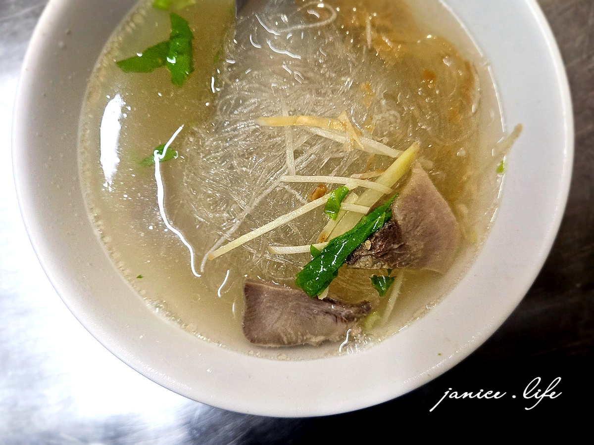 高雄美食 俗閣大碗鴨肉麵 高雄小吃 俗閣大碗小吃店 俗閣大碗鴨肉麵菜單 三民區美食 潔妮食旅生活