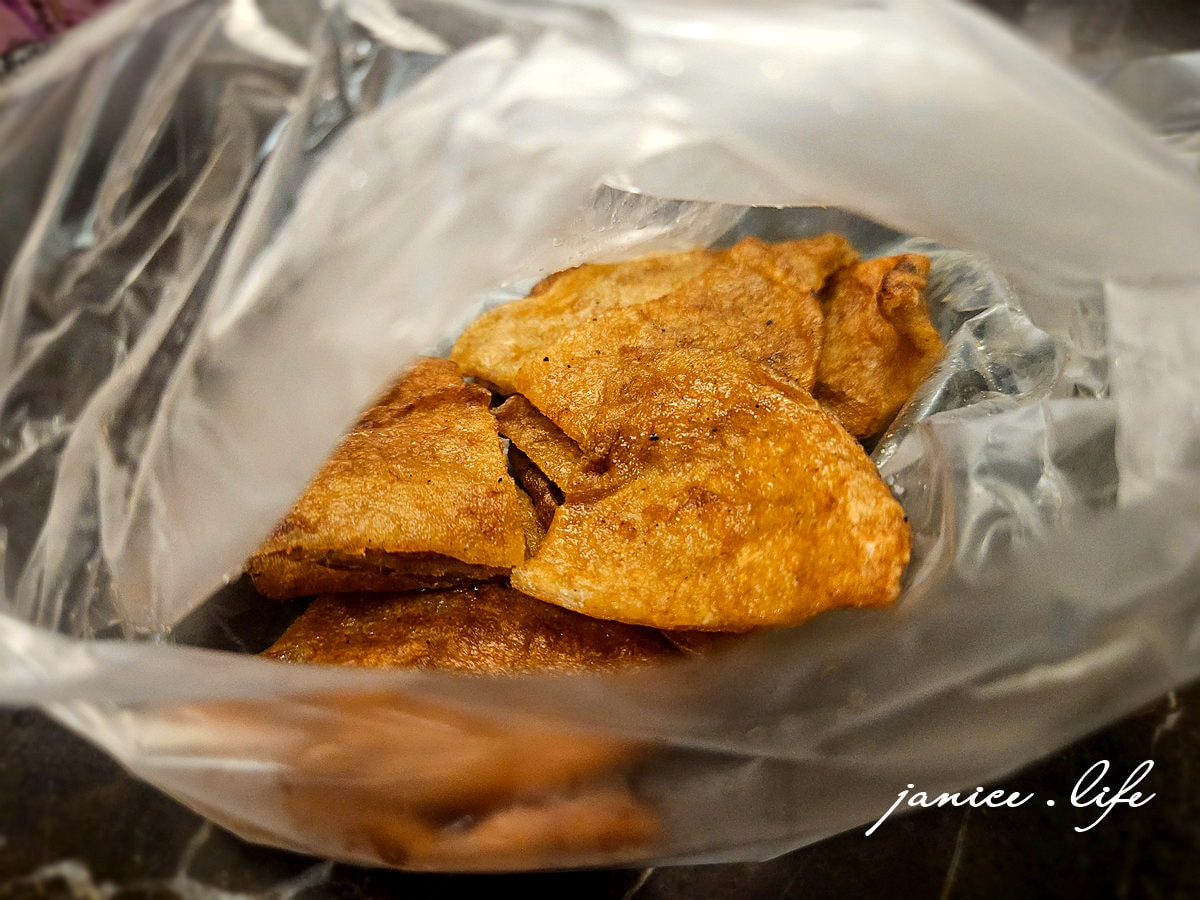高雄美食 高雄小吃 新興區美食 高雄市新興區林森一路267號267號-1 高雄關東煮 高雄大腸香腸 高雄黑輪片 潔妮食旅生活