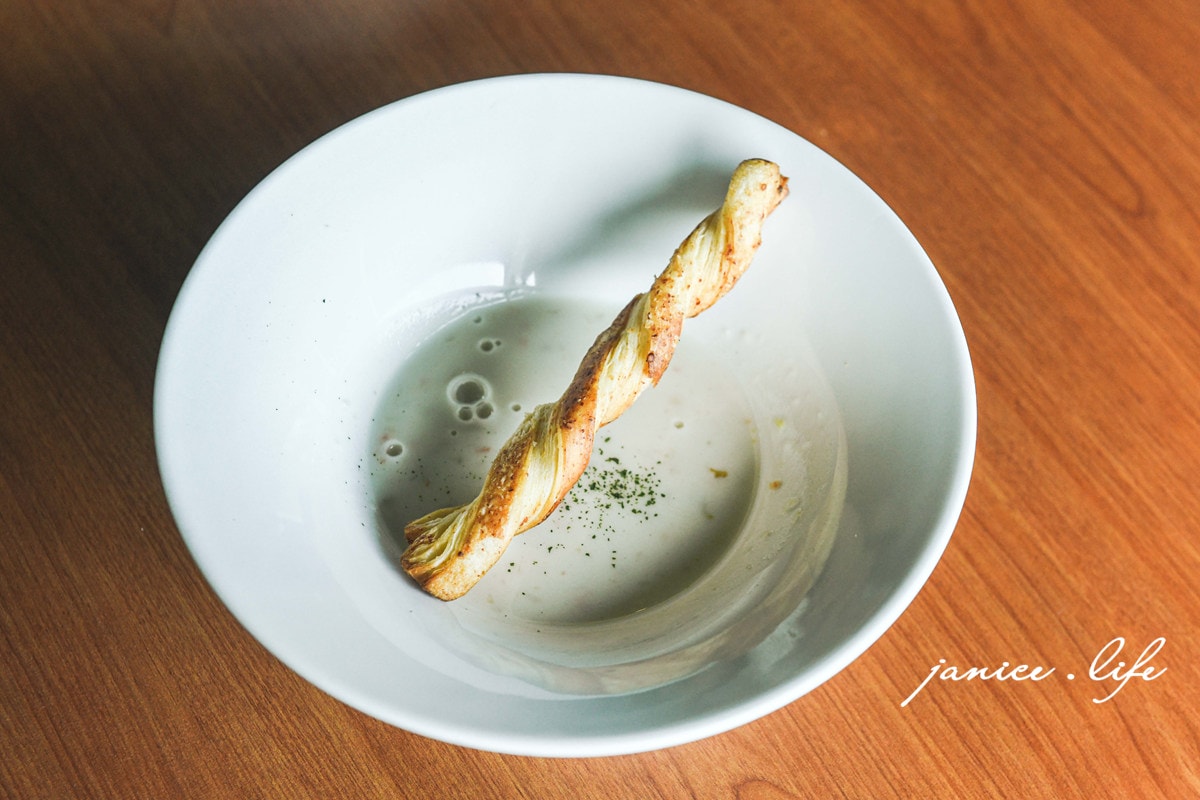 台南善化餐廳 台南善化美食 大窩與小宅義式餐廳 大窩店 親子友善 意識餐廳 台南義式 台南義大利麵 台南親子餐廳 台南下午茶 大窩與小宅義式餐廳大窩店菜單 大窩與小宅義式餐廳大窩店停車 潔妮食旅生活 台南市善化區光復路208號