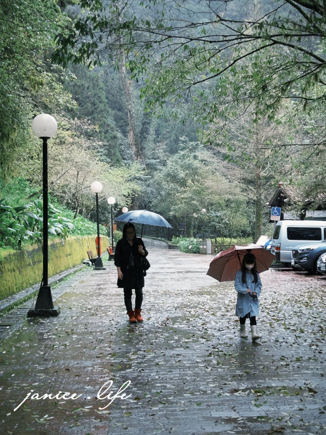 力麗馬告生態園區明池山莊 明池山莊房型 明池山莊交通明池山莊位置 明池山莊餐點 明池山莊晚餐 明池山莊評價 明池山莊接駁車 潔妮食旅生活 宜蘭住宿 宜蘭大同 宜蘭旅遊 宜蘭景點 宜蘭親子旅遊 宜蘭親子景點 親子景點