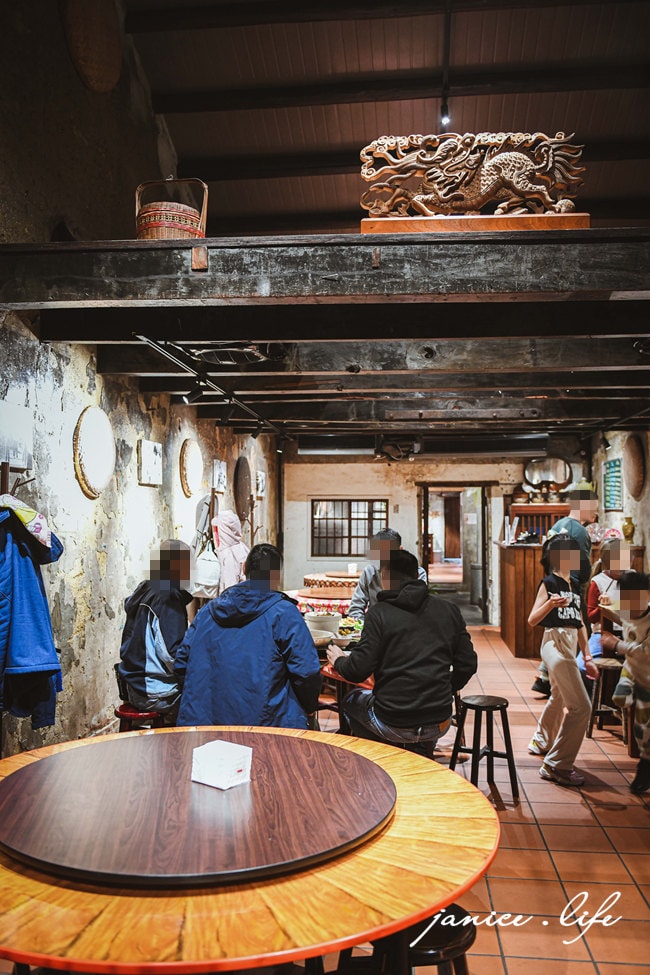 大溪美食 隱灶腳百年老厝餐館 大溪聚餐餐廳推薦 桃園聚餐餐廳推薦 台菜料理 辦桌菜 隱灶腳百年老厝餐館停車 隱灶腳百年老厝餐館位置 隱灶腳百年老厝餐館菜單 潔妮食旅生活 大溪老城區第一家民宿 秘境41民宿 隱花園景觀咖啡餐廳 好客民宿 秘境 大溪民宿 大溪住宿 大溪老街 桃園住宿 桃園大溪景觀咖啡 大溪老城四季行館 、隱花園咖啡廳