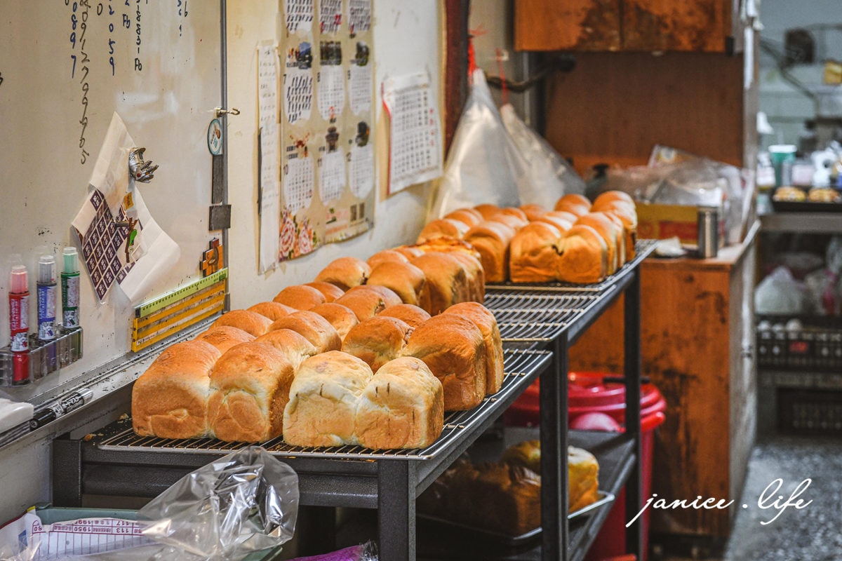 台東關山 火盛製餅舖 台東吐司推薦 關山美食 火盛製餅舖菜單 台東旅遊 台東麵包推薦 潔妮食旅生活 台東縣關山鎮中山路90-1號