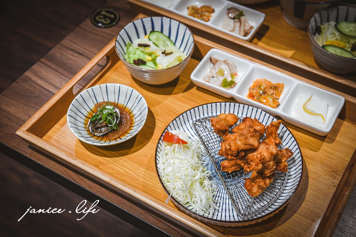 享食和風料理 享食和風料理菜單 八德美食 八德擴大重劃區美食 八德日式料理 八德日式豬排 潔妮食旅生活 興仁花園夜市附近美食餐廳 桃園市八德區長興路72號 寵物友善 親子友善 炸豬排咖哩 日式唐揚雞 海鮮烏龍麵