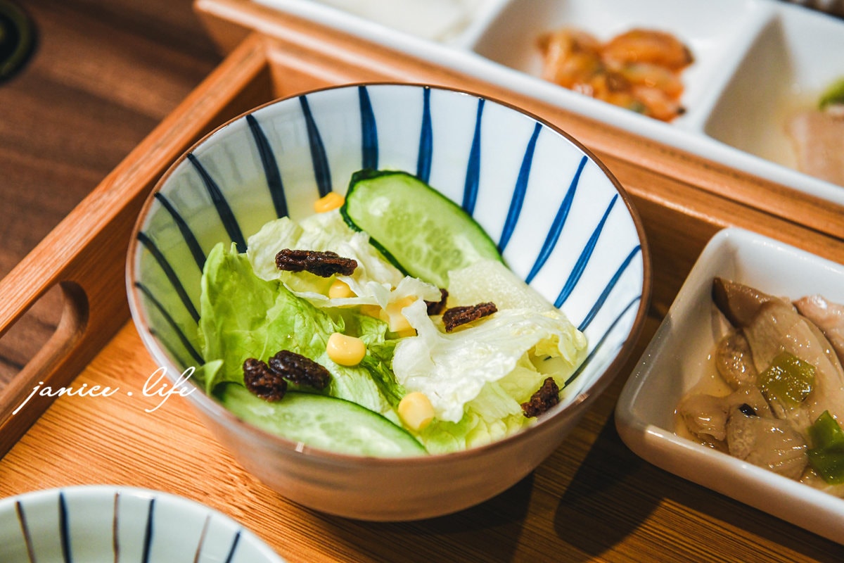 享食和風料理 享食和風料理菜單 八德美食 八德擴大重劃區美食 八德日式料理 八德日式豬排 潔妮食旅生活 興仁花園夜市附近美食餐廳 桃園市八德區長興路72號 寵物友善 親子友善 炸豬排咖哩 日式唐揚雞 海鮮烏龍麵