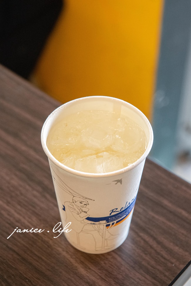 新竹峨眉 大姑姑香酥豆干 白豆干 新竹米粉 潔妮食旅生活 新竹縣峨眉鄉忠義街29-2號 大姑姑香酥豆干菜單