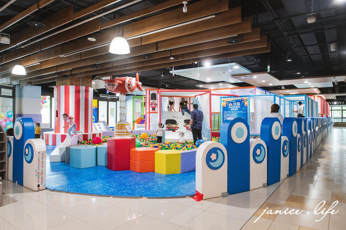 福容大飯店 淡水漁人碼頭 淡水最美親子飯店 淡水旅遊 淡水景點 福容大飯店優惠方案 福容大飯店房型 淡水福容大飯店餐廳 淡水福容大飯店接駁車 淡水福容大飯店價格 潔妮食旅生活 新北旅遊 新北飯店推薦 淡水飯店推薦 新北親子飯店 無敵海景露營房