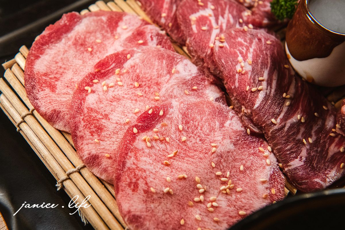 桃園燒肉推薦 伊笠燒肉 伊笠燒肉停車 伊笠燒肉菜單 個人燒肉推薦 桃園個人燒肉 潔妮食旅生活 桃園市桃園區春日路746號 日式燒肉 Easy yakiniku 
