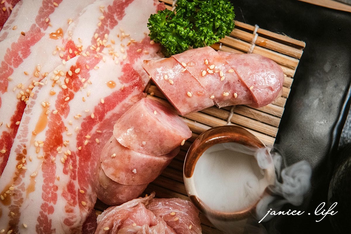 桃園燒肉推薦 伊笠燒肉 伊笠燒肉停車 伊笠燒肉菜單 個人燒肉推薦 桃園個人燒肉 潔妮食旅生活 桃園市桃園區春日路746號 日式燒肉 Easy yakiniku 