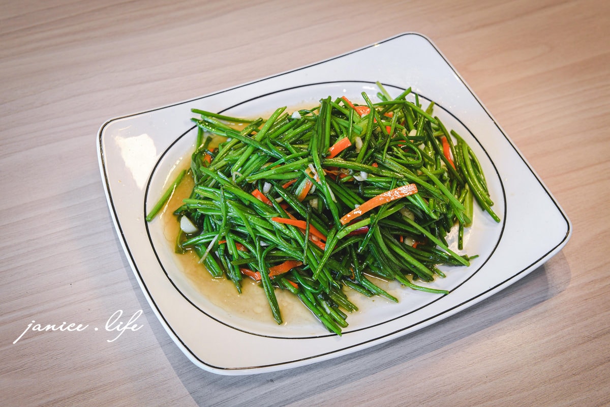 湘聚食坊 台東市更生北路619號 台東美食 湘聚食坊菜單 湘聚食坊位置 台東聚會餐廳推薦 潔妮食旅生活 台東聚餐 
