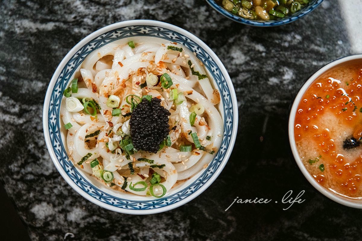 台北大安區美食餐廳推薦 台北火鍋推薦 二本松涮涮屋 台北市大安區瑞安街118號 二本松涮涮屋訂位 二本松涮涮屋菜單 潔妮食旅生活 台北約會餐廳推薦 松葉蟹 火鍋界PRADA 二本松涮涮屋 にほんまつ本館 