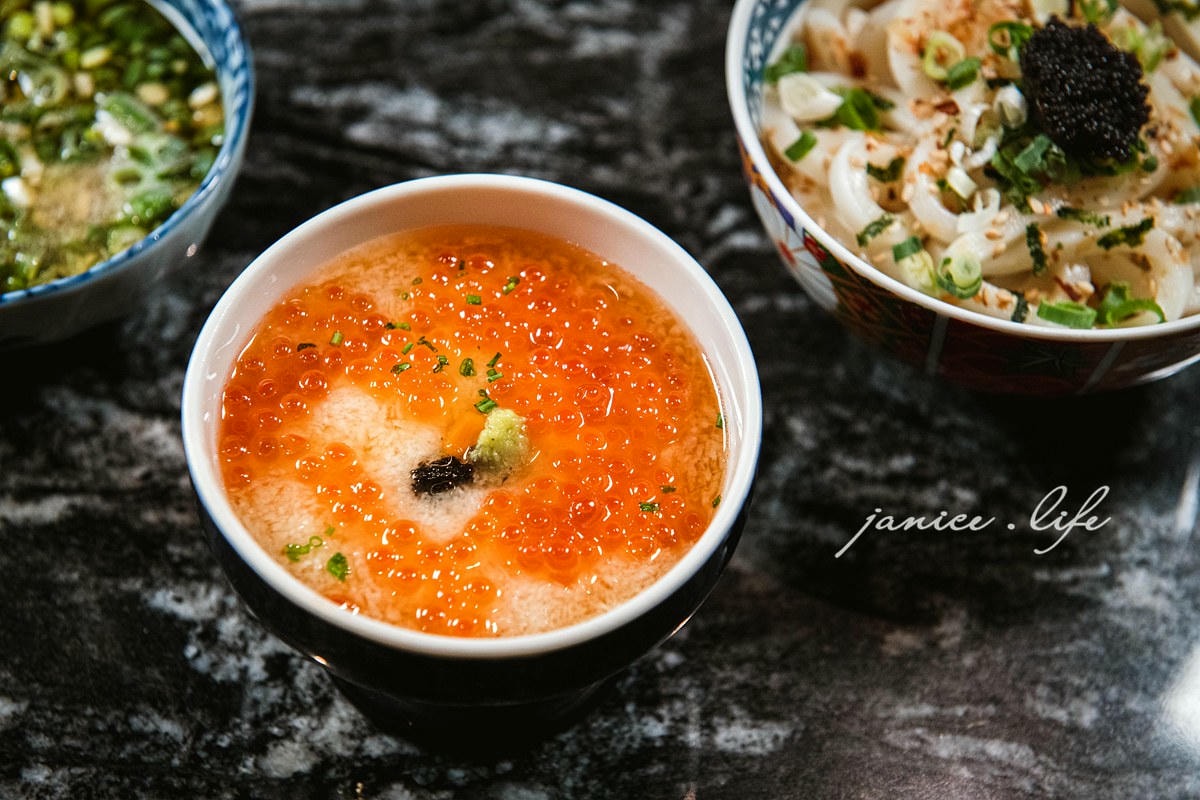 台北大安區美食餐廳推薦 台北火鍋推薦 二本松涮涮屋 台北市大安區瑞安街118號 二本松涮涮屋訂位 二本松涮涮屋菜單 潔妮食旅生活 台北約會餐廳推薦 松葉蟹 火鍋界PRADA 二本松涮涮屋 にほんまつ本館