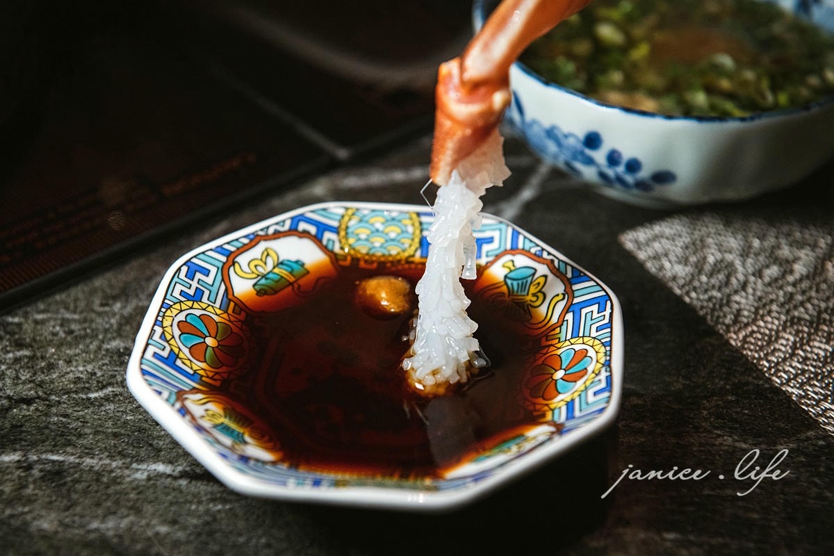 台北大安區美食餐廳推薦 台北火鍋推薦 二本松涮涮屋 台北市大安區瑞安街118號 二本松涮涮屋訂位 二本松涮涮屋菜單 潔妮食旅生活 台北約會餐廳推薦 松葉蟹 火鍋界PRADA 二本松涮涮屋 にほんまつ本館 
