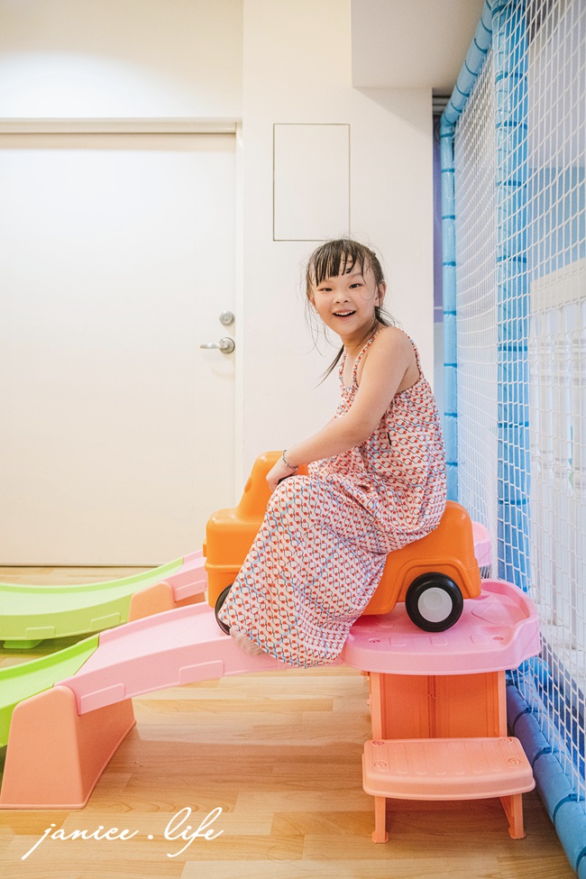 台北親子餐廳 新北親子餐廳 中和親子餐廳 Babywonderland 童話愛樂園中和店 童話愛樂園交通 童話愛樂園費用 童話愛樂園停車 中永和親子餐廳 潔妮食旅生活 新北市中和區安平路55號