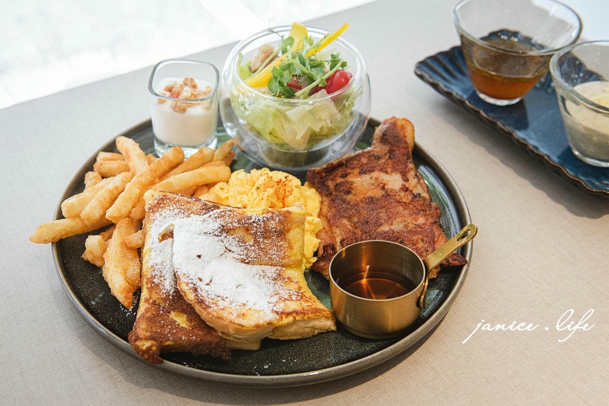 台北大安區美食|At.First More早寓|早午餐.義式料理.下午茶|親子寵物友善 - 第24張圖 台北大安區美食 AtFirst早寓 more 仁愛店 At.First早寓 早寓inline 台北早午餐 早寓訂位 早寓推薦 早寓菜單 早寓交通 潔妮食旅生活 台北餐廳推薦 台北大安餐廳推薦 早午餐 台北義式料理 台北下午茶 台北親子寵物友善