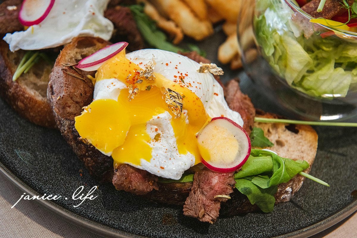 台北大安區美食|At.First More早寓|早午餐.義式料理.下午茶|親子寵物友善 - 第22張圖 台北大安區美食 AtFirst早寓 more 仁愛店 At.First早寓 早寓inline 台北早午餐 早寓訂位 早寓推薦 早寓菜單 早寓交通 潔妮食旅生活 台北餐廳推薦 台北大安餐廳推薦 早午餐 台北義式料理 台北下午茶 台北親子寵物友善